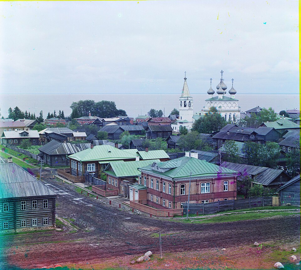 Вид на Белозерск с крепостного вала